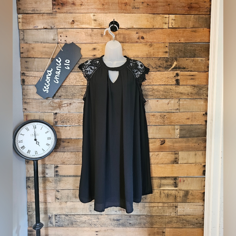 She + Sky Women's Crochet Sleeves Midi Black Dress - Size L/XL